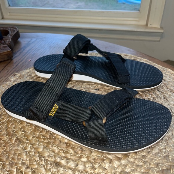 Teva Women's Universal Slide Sandal size 9 - Picture 3 of 4